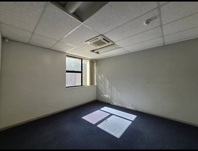 477M² OFFICE TO LET IN ROSEBANK
